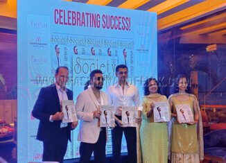 Mika Singh with Vardhaman Choksi